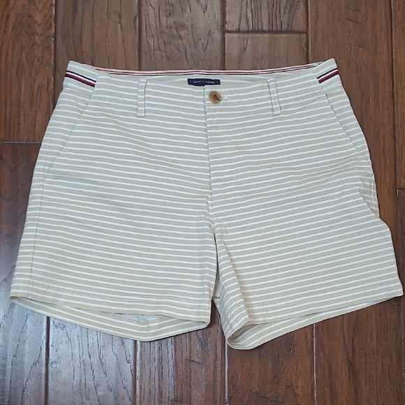 Tommy Hilfiger Pants - Tommy Hilfiger Khaki & White Striped Classic Stretch Shorts size 6